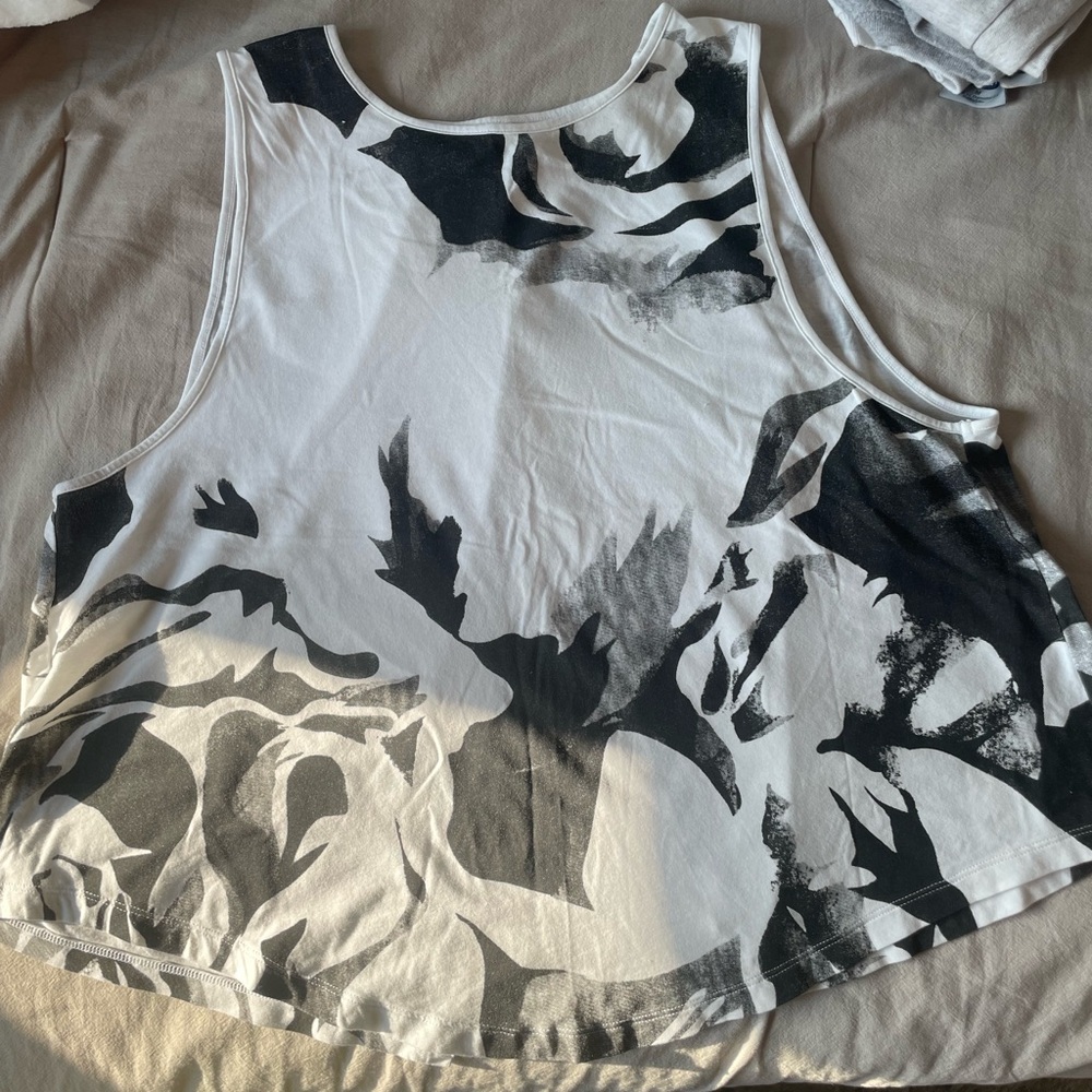 Under armour tank top